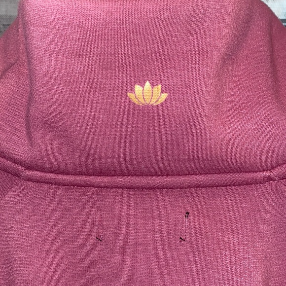 NWT Plus size women’s 2X top - Picture 3 of 11